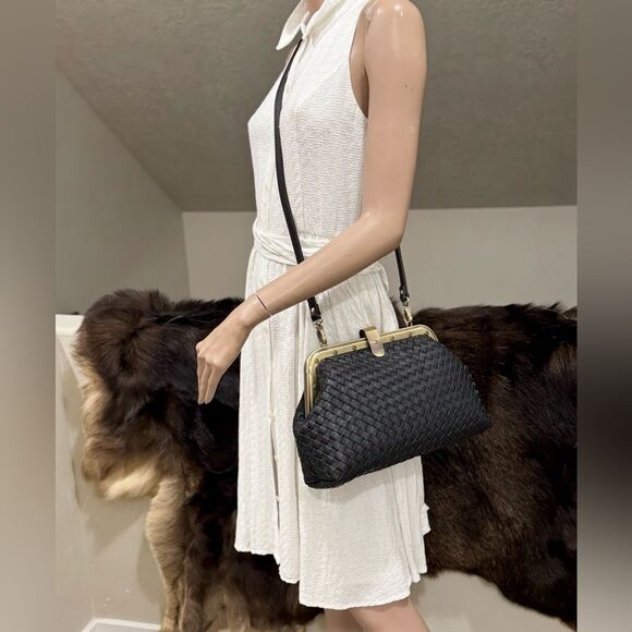 Black Premium Woven Cowhide Retro Metal Frame & Push Lock Handbag, Crossbody - Picture 7 of 16